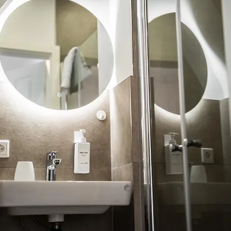 Viertelglanz - Smart-tv, Stilvoll & Citynah Wohnen 公寓