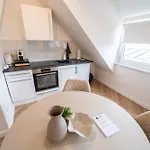 Apartament Viertelglanz - Smart-tv, Stilvoll & Citynah Wohnen